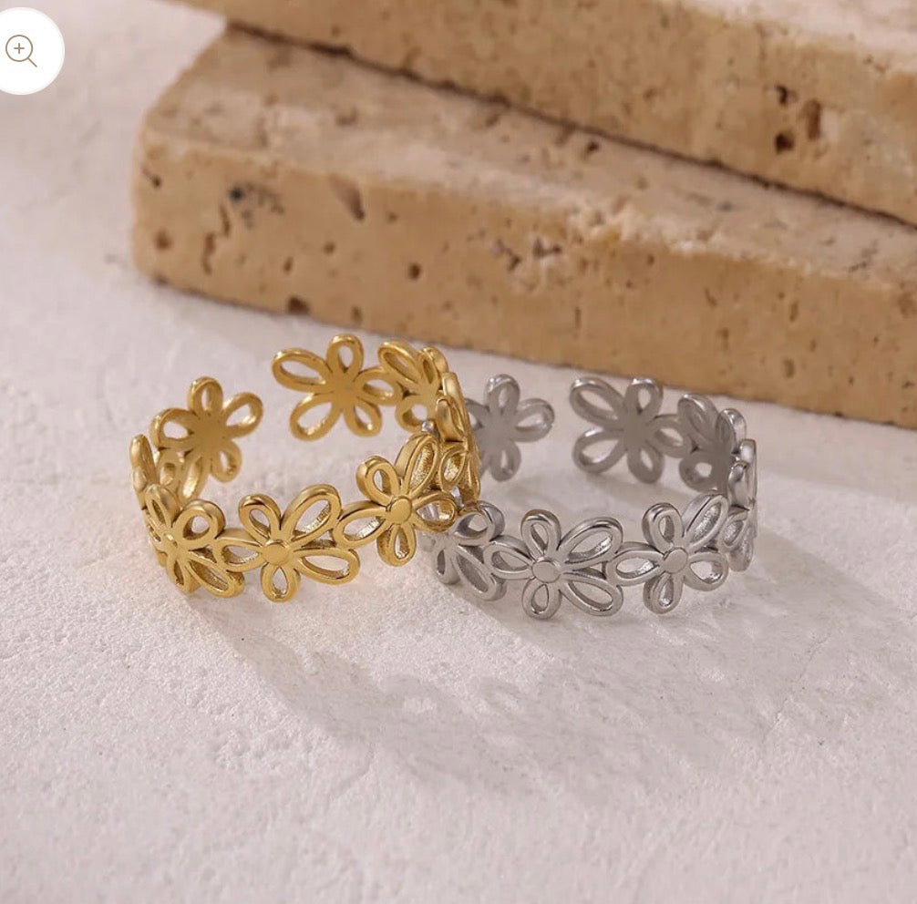 Cami Ring