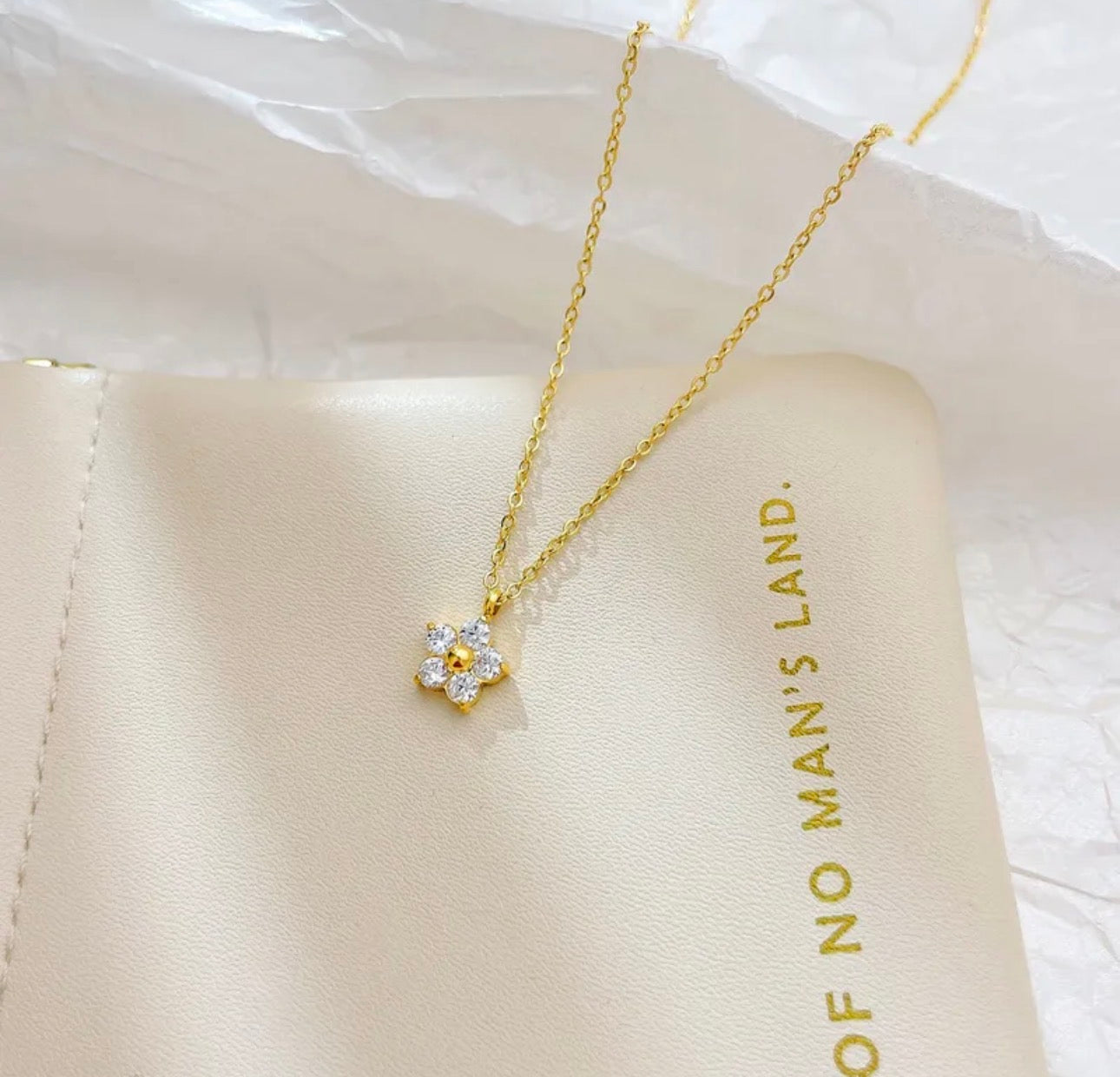 Vare Necklace