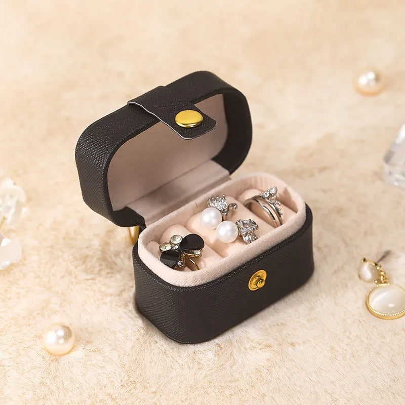Mini's Jeweler