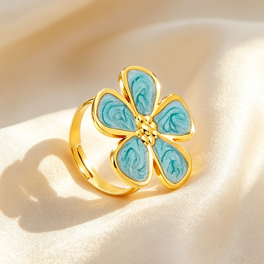 Lyra Ring
