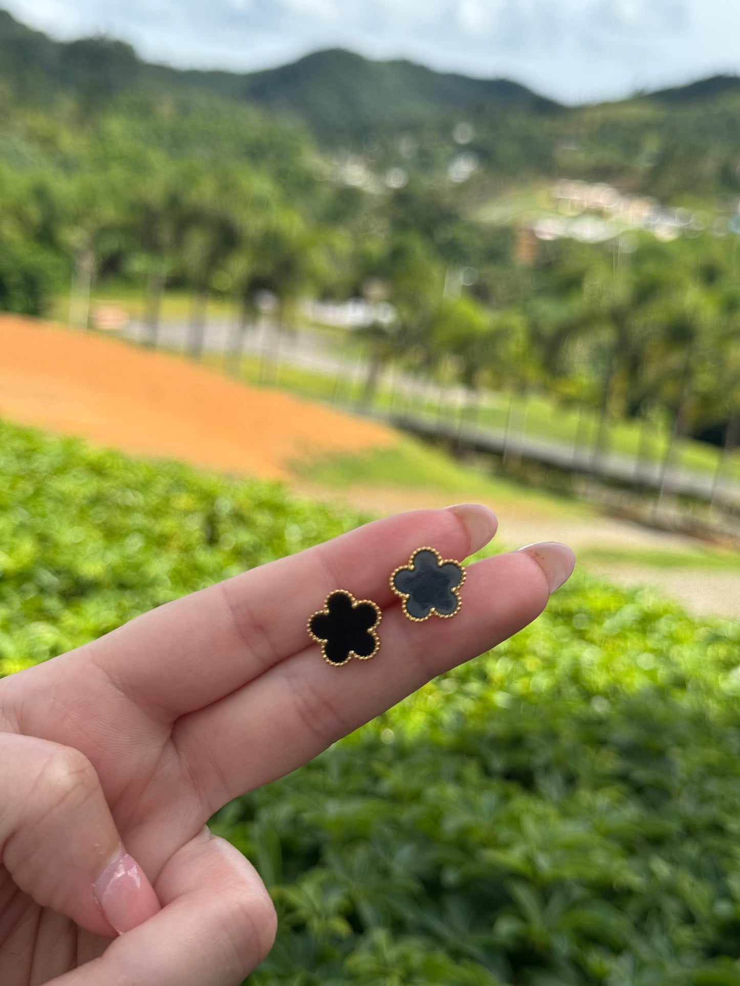 Amaris Earrings