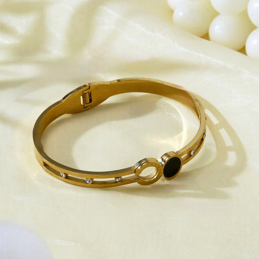 Lyss Bracelet