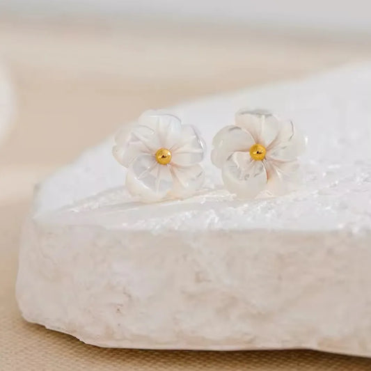 Lilly's Earring