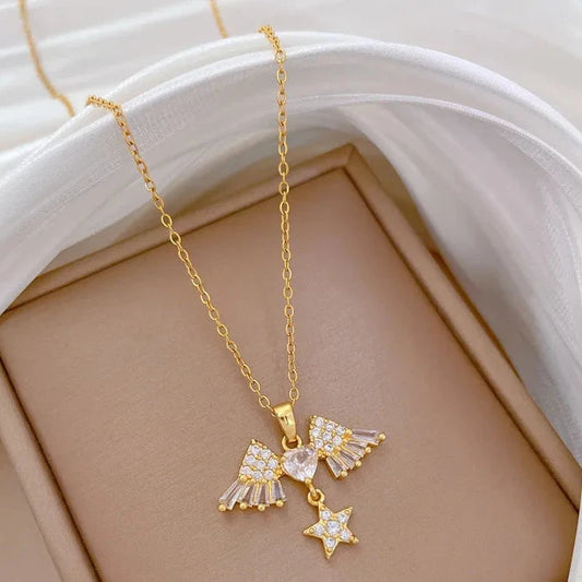 Estela Necklaces