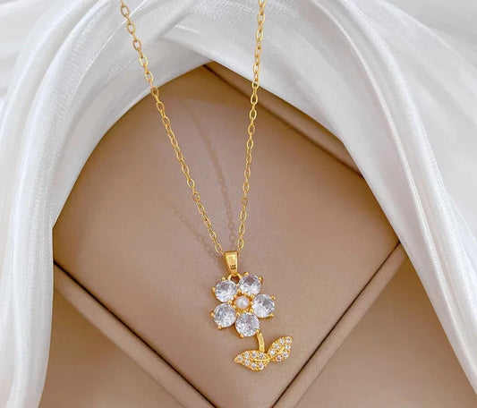 White Rose Necklaces