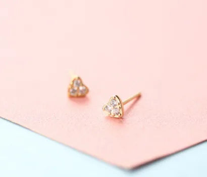 Mini's earring