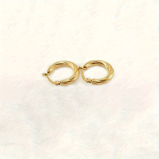 Aura's little earrings